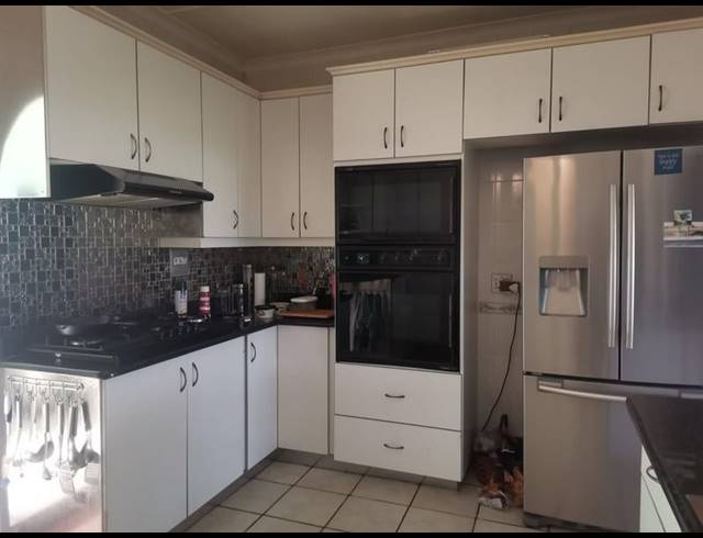 4 BEDROOM HOUSE FOR SALE IN WIDENHAM